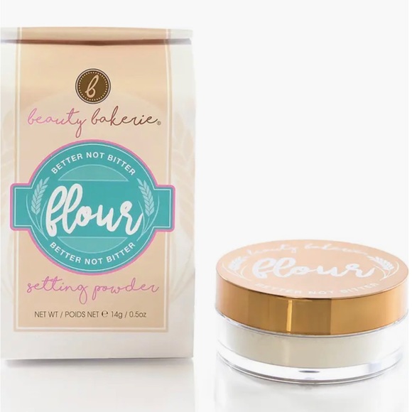 Flour Setting Powder
Beauty Bakerie/ Color: Oat Flour (Translucent) - Picture 2 of 8
